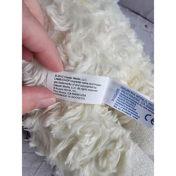 Sherri Lewis Lamb Chop 13 In Plush Stuffed Animal Aurora 2012 - Picture 5 of 9